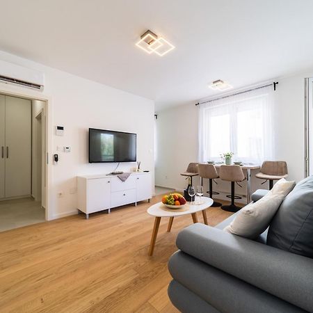 Ninas Apartman Загреб Экстерьер фото