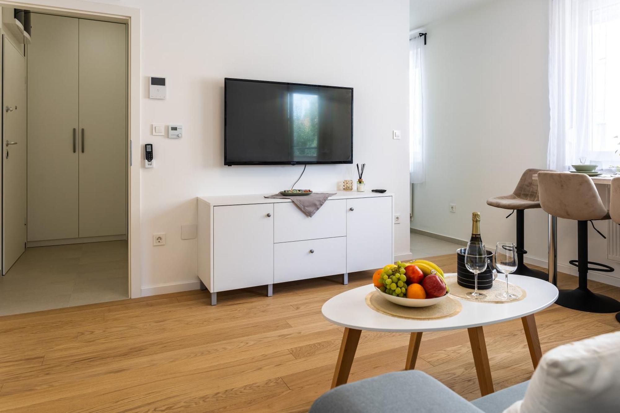Ninas Apartman Загреб Экстерьер фото